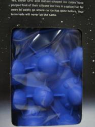 未確認氷行物体!?UFO型アイストレー