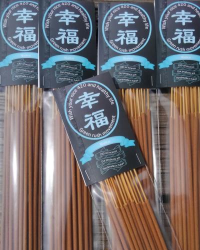 happy shake Incense お香 「MAIWAI」 15sticks