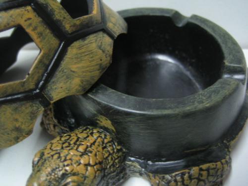 カメ灰皿　お香立て