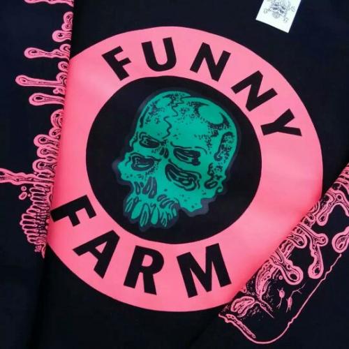 FUNNY FARM 四つ目髑髏 スウェット