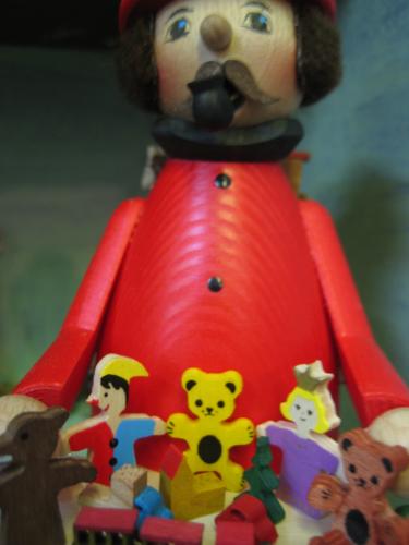 クーネルト　パイプ人形香炉　RD